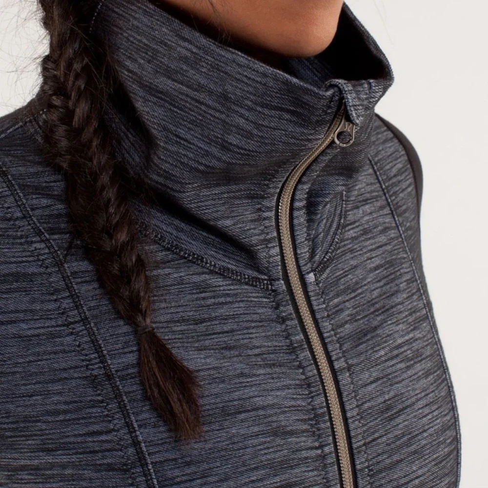 Lululemon Daily Yoga Jacket Reversible Slub Denim Purple Haze